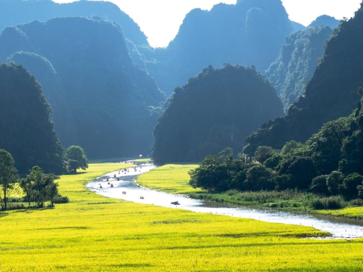 Tam Coc Bicycle Tour from Hanoi 1 Day
